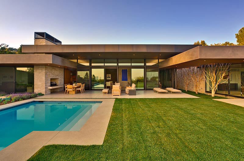Minimalista con piscina